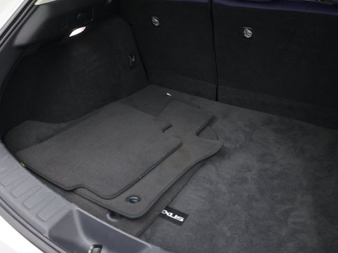 Used 2022 Lexus UX 200 w/ Accessory Package (Z1) FWD image 37