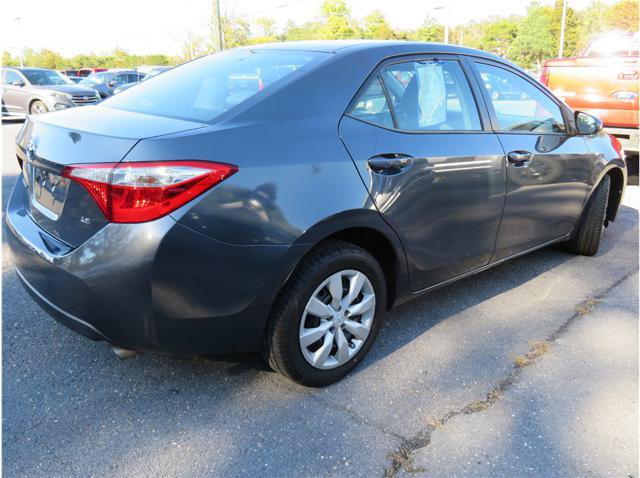 Used 2015 Toyota Corolla LE FWD image 2