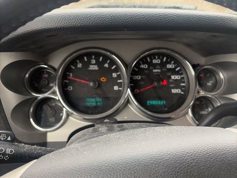 Used 2007 Chevrolet Silverado 1500 LT RWD image 2