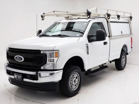 Used 2021 Ford F250 XL w/ Power Equipment Group AWD/4WD image 2