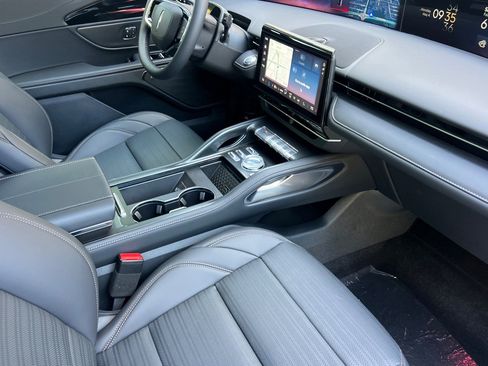 New 2026 Lincoln Nautilus Reserve w/ Jet Appearance Package AWD/4WD image 14