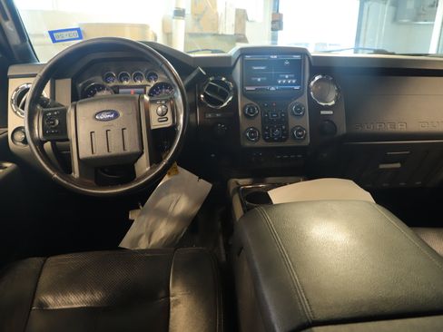 Used 2016 Ford F250 Lariat w/ Chrome Package image 16
