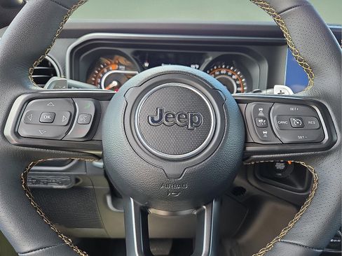 New 2025 Jeep Wrangler Unlimited Rubicon 392 image 24