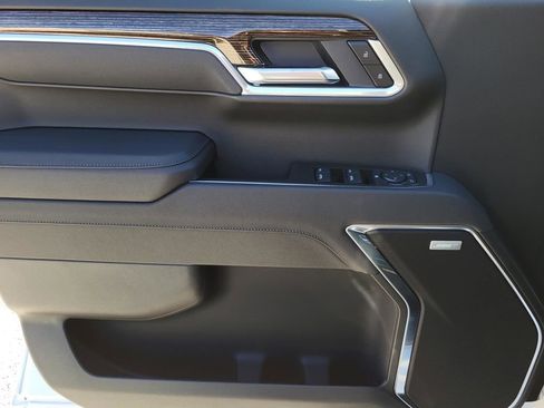 New 2026 GMC Sierra 1500 Elevation w/ Preferred Package image 6