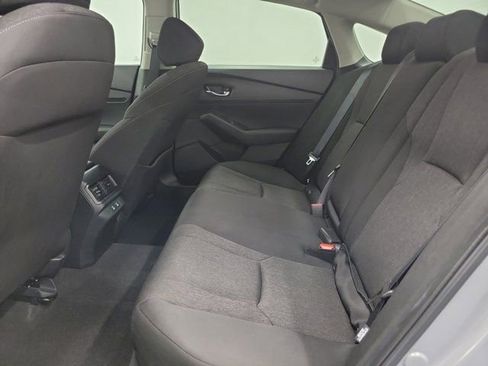 Certified 2025 Honda Accord SE image 12