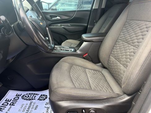 Used 2019 Chevrolet Equinox LT image 9