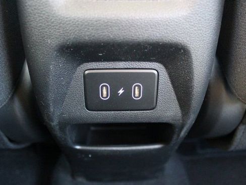 New 2025 Hyundai Venue SEL image 16