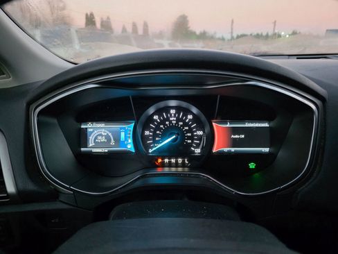 Used 2014 Ford Fusion SE w/ Equipment Group 502A image 14