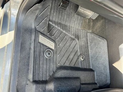 Used 2017 GMC Sierra 1500 SLT image 28