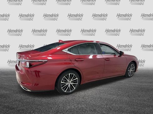 Used 2025 Lexus ES 350 w/ Premium Package image 10
