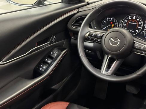 Used 2025 MAZDA CX-30 Carbon image 20
