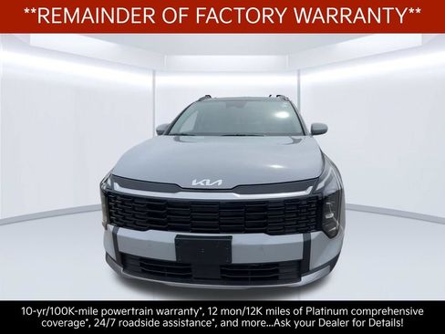 Certified 2026 Kia Sportage EX w/ EX Panorama Roof Package AWD/4WD image 4
