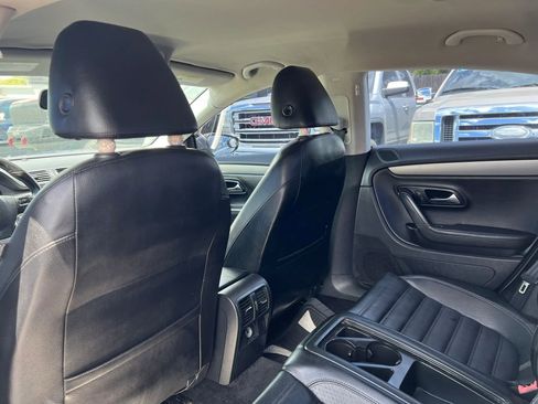 Used 2012 Volkswagen CC R-Line FWD image 11