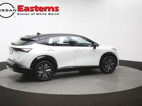 Used 2024 Nissan Ariya AWD image 41