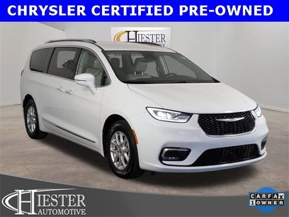 Used 2021 Chrysler Pacifica Touring-L