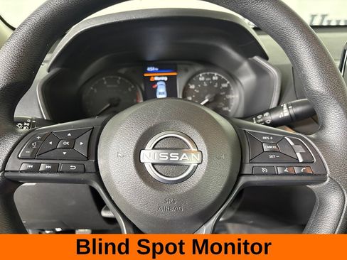 Used 2024 Nissan Altima 2.5 S FWD image 12
