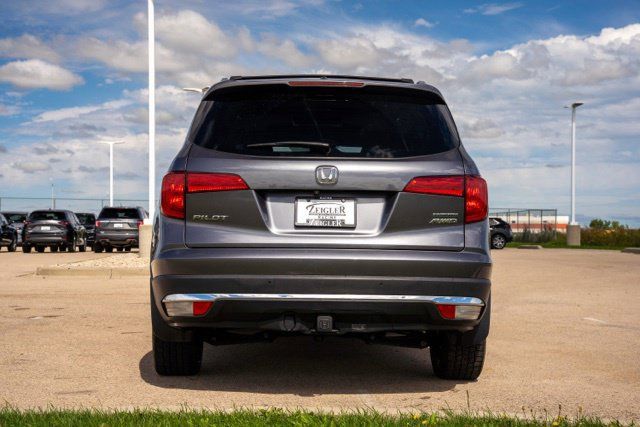 Used 2017 Honda Pilot Touring image 6
