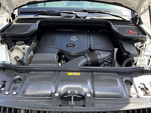 Used 2025 Mercedes-Benz GLE 350 4MATIC image 10