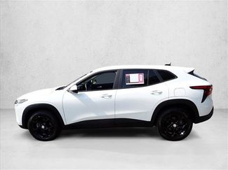 Used 2024 Chevrolet Trax LS w/ LS Convenience Package FWD video 2