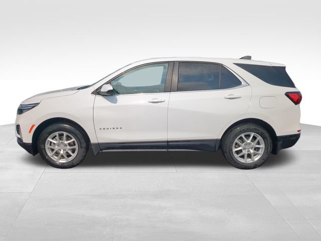 Used 2023 Chevrolet Equinox LT AWD/4WD image 2