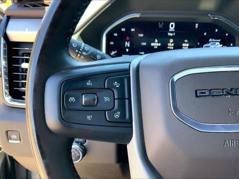 Used 2025 GMC Sierra 2500 Denali w/ Denali Reserve Package AWD/4WD image 23