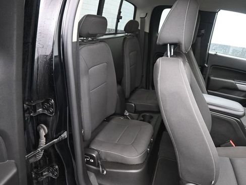 Used 2019 Chevrolet Colorado LT w/ LT Convenience Package image 6