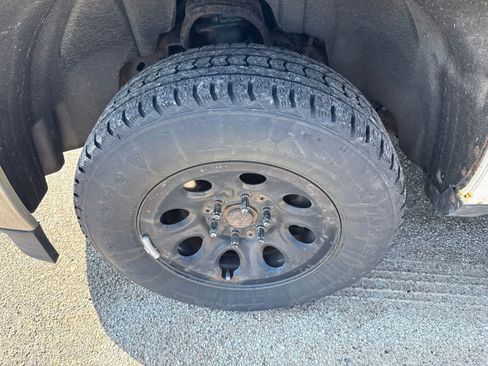 Used 2014 Chevrolet Silverado 1500 LT AWD/4WD image 6