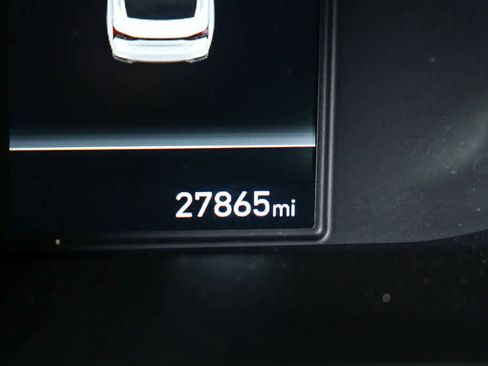 Used 2023 Hyundai Elantra SEL image 8