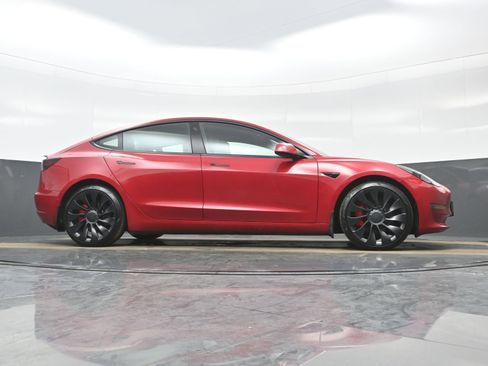 Used 2022 Tesla Model 3 Performance image 32