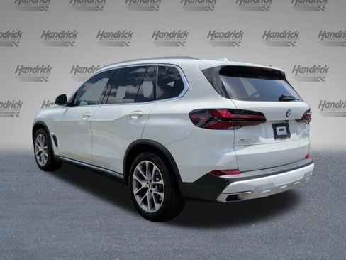 Used 2024 BMW X5 xDrive40i w/ Premium Package AWD/4WD image 9