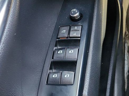 Used 2019 Toyota Camry XSE image 19