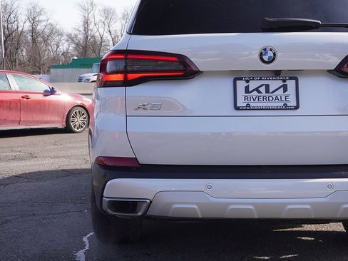 Used 2023 BMW X5 xDrive40i w/ Executive Package image 21