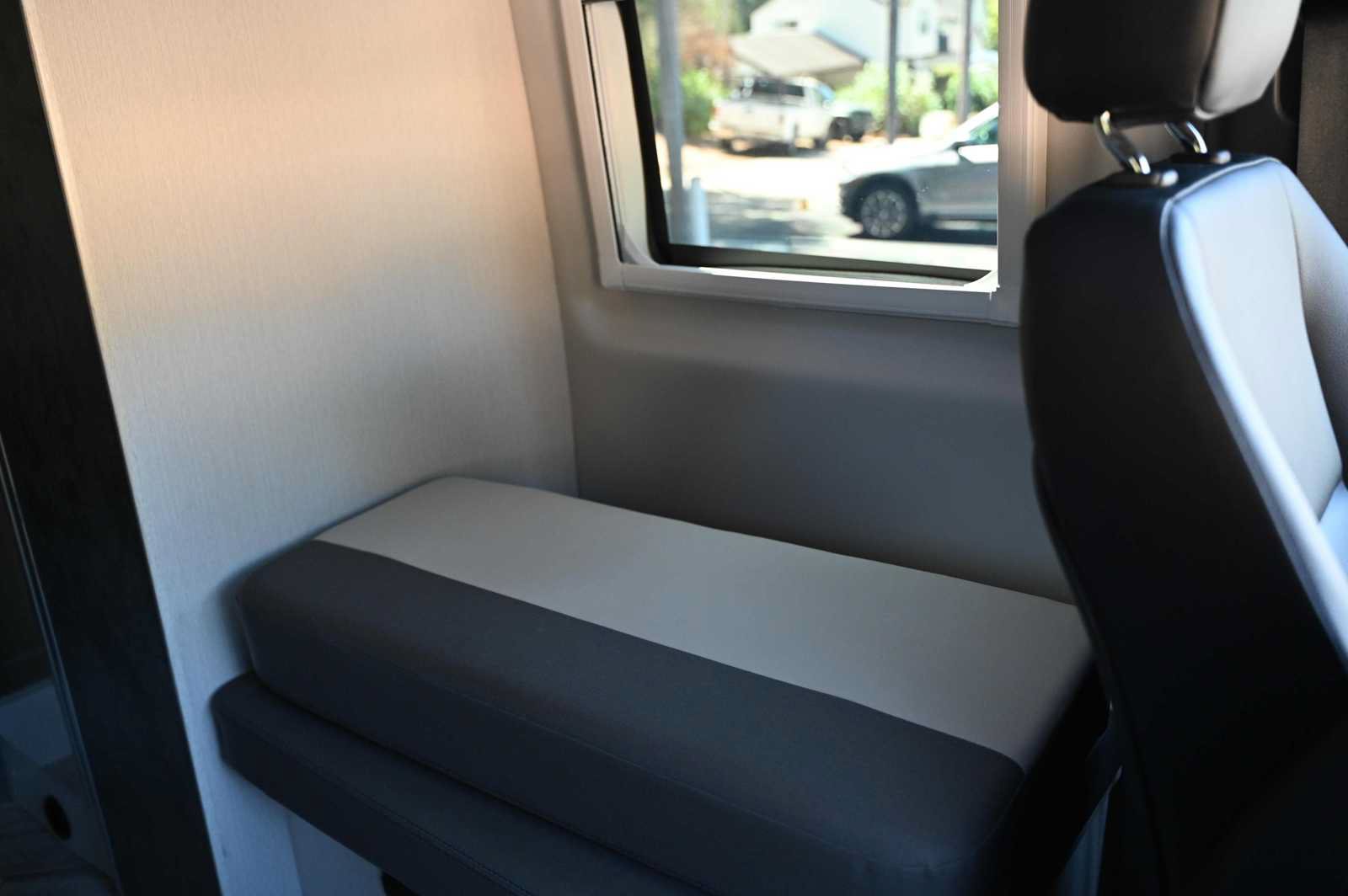 Used 2022 Mercedes-Benz Sprinter 2500 image 24