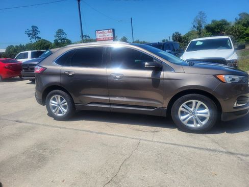 Used 2019 Ford Edge SEL w/ Equipment Group 201A FWD image 5
