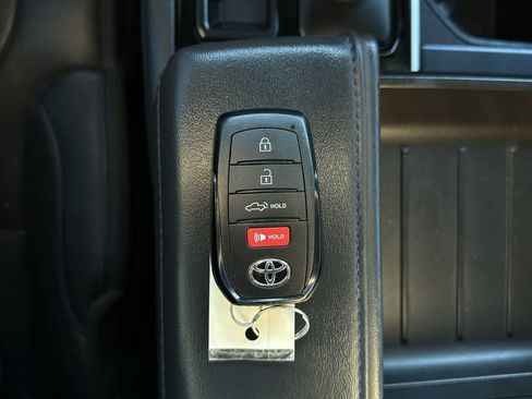 Used 2022 Toyota Tundra Platinum image 24