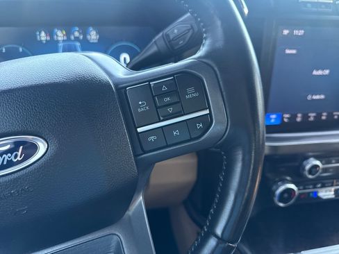 Used 2023 Ford F350 Lariat w/ Lariat Ultimate Package AWD/4WD image 41