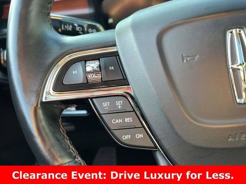 Used 2021 Lincoln Nautilus Reserve image 26