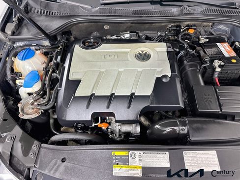 Used 2013 Volkswagen Golf TDI FWD image 27