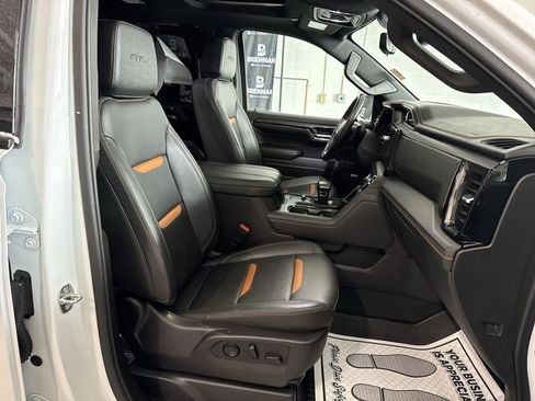 Used 2024 GMC Sierra 1500 AT4 w/ Technology Package image 28
