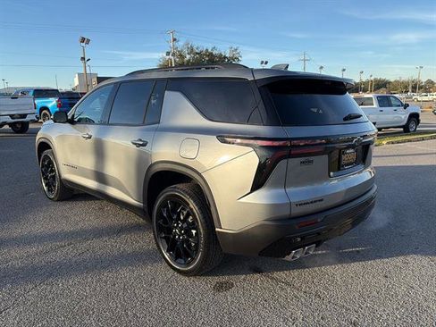 New 2026 Chevrolet Traverse LT w/ Midnight/Sport Edition image 5