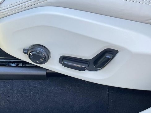 New 2026 Volvo XC90 B6 Ultra image 23