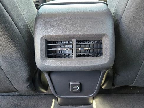 Used 2023 Chevrolet Equinox LT w/ Driver Convenience Package AWD/4WD image 11
