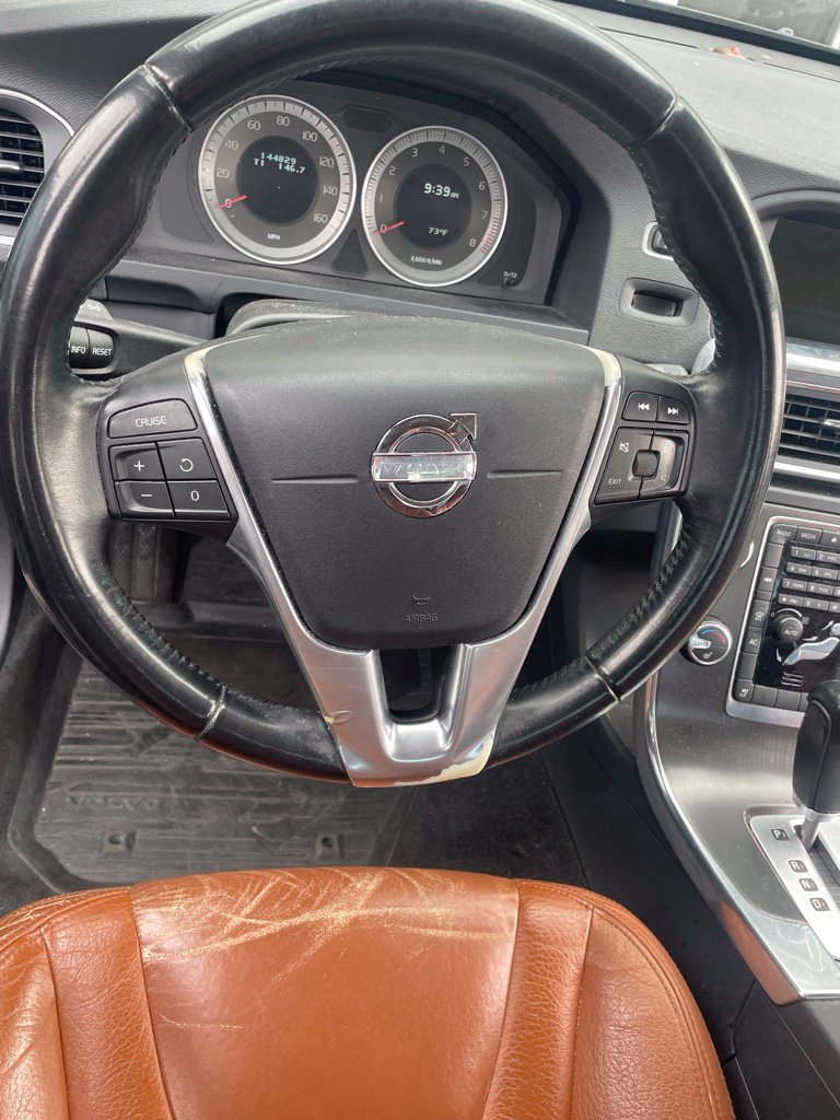 Used 2012 Volvo S60 T5 w/ Climate Pkg FWD image 9