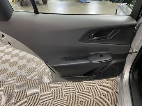 Used 2025 Toyota Prius LE image 21