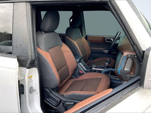 Used 2023 Ford Bronco Outer Banks AWD/4WD image 31