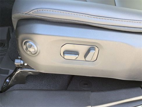 New 2026 Jeep Wrangler Rubicon w/ Xtreme 35 Tire Package image 14