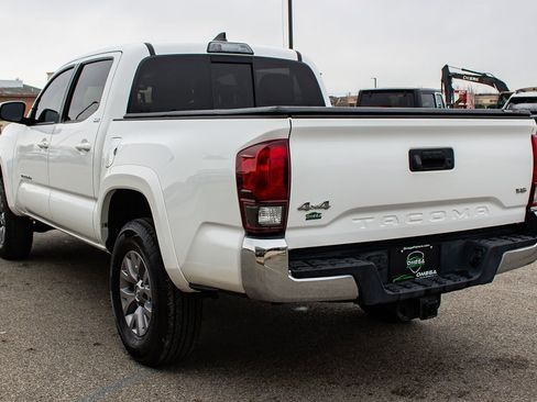 Used 2019 Toyota Tacoma SR5 image 7