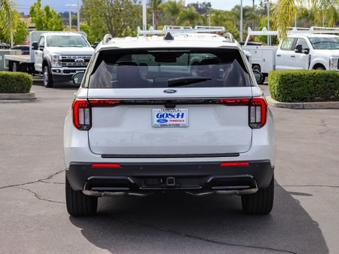 New 2026 Ford Explorer ST-Line w/ ST-Line Street Pack RWD image 5