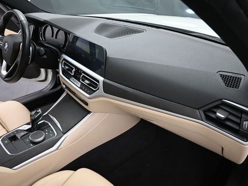 Used 2019 BMW 330i Sedan w/ Driving Assistance Package image 22
