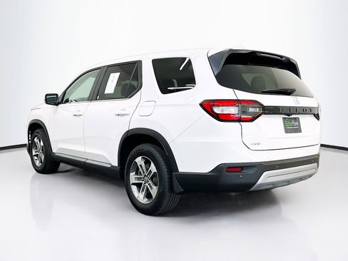 Used 2025 Honda Pilot EX-L image 5